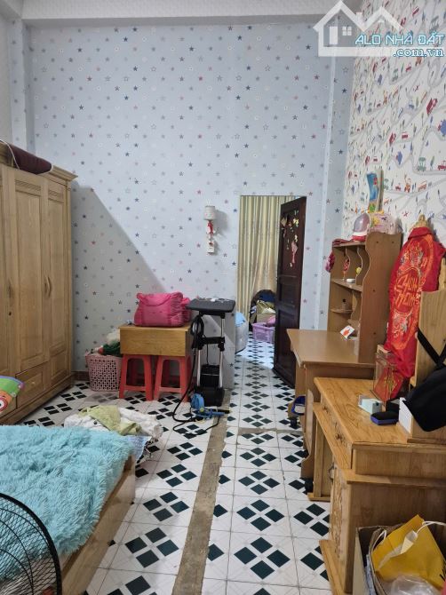 Bán nhà Mặt Tiền Nội Bộ Đường Số 3 - ngay Ni Sư Huỳnh Liên - DT 55m3 - 3 tầng - giá 8.4 tỷ - 2