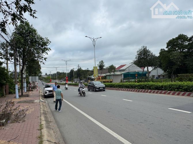 Đất MT Nguyễn Chí Thanh, 5x35 (110tc) giá 3tỷ9 - 2