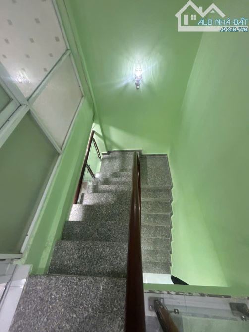 🌹NHÀ BÁN CÒN RẤT MỚI ĐƯỜNG PHÚ ĐỊNH Q8 - DT 72M2 - SỔ HỒNG RIÊNG HOÀN CÔNG - CHỈ LOANH QU - 2