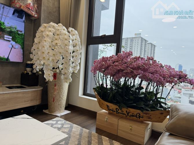 Bán căn hộ 93 Láng Hạ,2Pn, tầng cao view đẹp giá rẻ, có Slot oto, full nội thất cao cấp. - 2