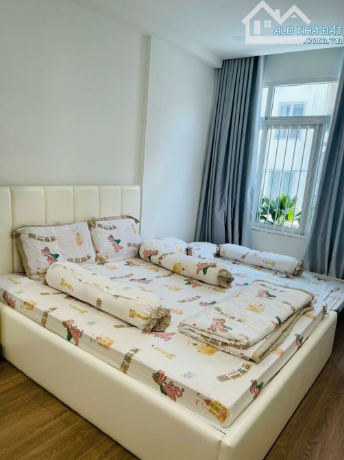 Bán nhà mặt tiền đường Phan Văn Trị Q5 dt(3 x 14m) giá 16 tỷ - 2