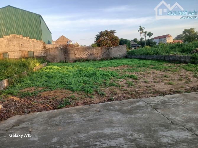 Bán đất vàng vượng khí – Tân Mỹ, Hoàng Văn Thụ  Diện tích: 360m², full thổ cư  Vị trí: Tru - 2