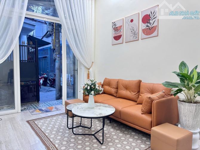 2 tầng kiệt Phan Thanh gần Đại Học Duy Tân giá chỉ hơn 2ty - 2