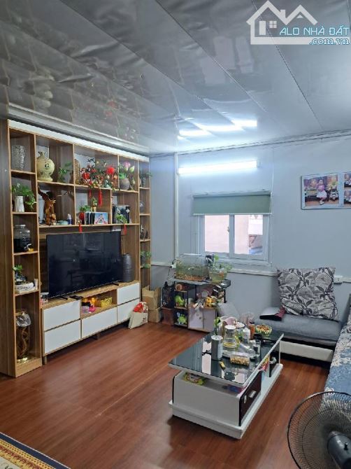 Nguyễn Khoái – 74m² – 3 tầng – Mặt tiền 5m – Cách phố 30m – Ở hoặc kinh doanh văn phòng - 2