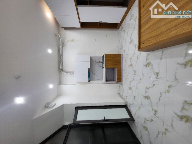 Bán nhà dòng tiền Nguyễn An Ninh, 55m, 13.2 Tỷ, 5 tầng thang máy, gần ô tô, PCCC đủ - 2