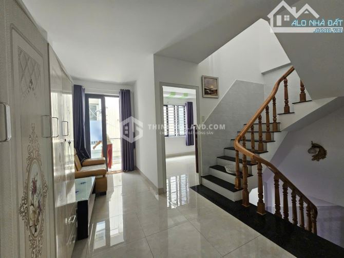 NHÀ MỚI ĐẸP FULL NỘI THẤT – HẺM Ô TÔ BÌNH GIÃ – VỊ TRÍ TRUNG TÂM - 2