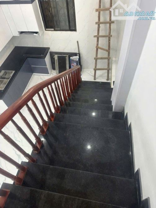 BÁN NHÀ Mặt ngõ Hồ Tùng Mậu, Nam Từ Liêm,Ô tô đỗ DT 43m, 4 Tầng, MT 4m 🧧Gia 16 Tỷ - 2