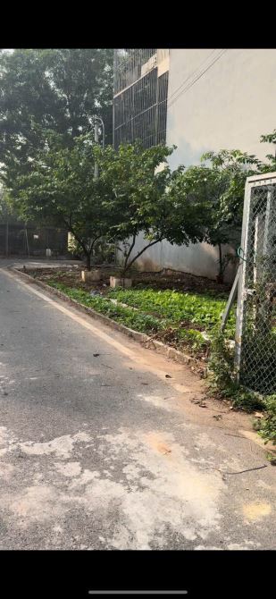 75m² – KHU CHẤT LƯỢNG CAO - TT PHÙNG lô góc 2 mặt tiền kinh doanh - 2