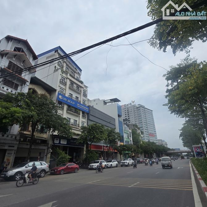 Bán Gấp Tòa Nhà Liễu giai, Văn cao. 6 tầng, Cho thuê 140 -160tr/tháng. - 2