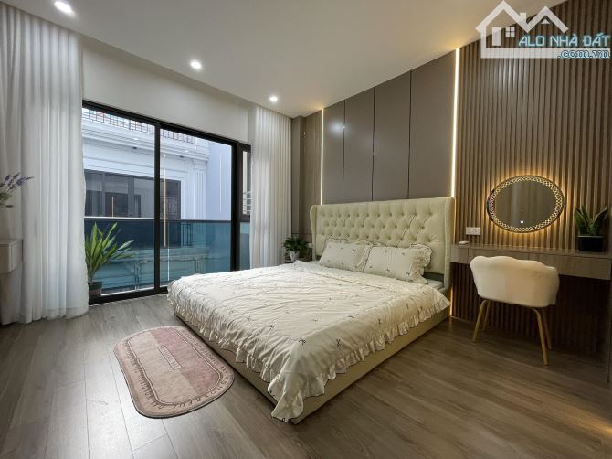 BÁN NHÀ TÔN ĐỨC THẮNG, ĐỐNG ĐA, Ô TÔ TRÁNH, KINH DOANH, 55M, 5 TẦNG, 21 TỶ - 2