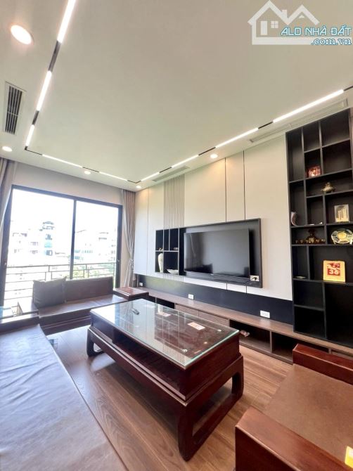 ĐỘC NHẤT MẶT PHỐ TRƯỜNG CHINH - 2 MẶT THOÁNG - 40M ĐƯỜNG + 10M VỈA HÈ - KINH DOANH ĐỈNH - 2