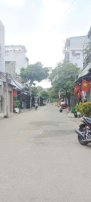 1/ KÊNH THAM LƯƠNG GẦN HL3-HẺM XE TẢI 8M THÔNG KD ĐỈNH CHO THUÊ 13TR/T- 91M2. CHỈ 7 TỶ XÍU - 2