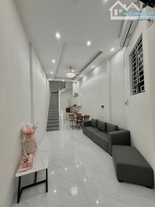💥LINH KHÍ QUỐC GIA: Phan Kế Bính 33.6m2, đẹp lung linh, ở ngay, ngõ thông, dân trí cao - 2