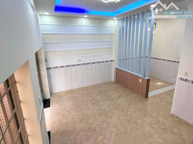 Bán nhà đẹp 1 lầu 2 phòng hẻm Âu Dương Lân, Quận 8 - 2