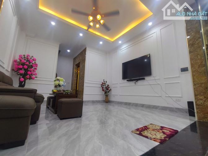 🏡 TRUNG TÂM ĐỐNG ĐA – NHÀ MỚI 6 TẦNG THANG MÁY – THIẾT KẾ HIỆN ĐẠI - 2