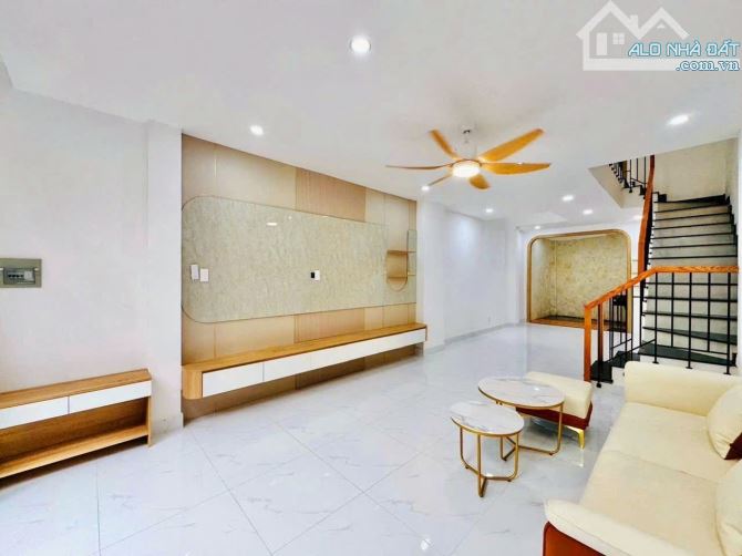 Gò Vấp - 52m2 - 4 Tầng - 6.xx tỷ - Hẻm Ôtô - Hoàn công - SHR - 2