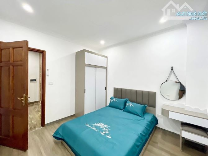 NHÀĐẸP - GẦN ĐẠI HỌC NGOẠI THƯƠNG - 38M - 6T - 10,85 TỶ - 2