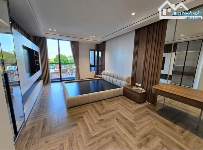 BÁN GẤP NHÀ HOÀNG QUỐC VIỆT  CẦU GIẤY, PHÂN LÔ, 6T THANG MÁY, ÔTÔ NGỦ NHÀ, 52M2 GIÁ 15 TỶ - 2
