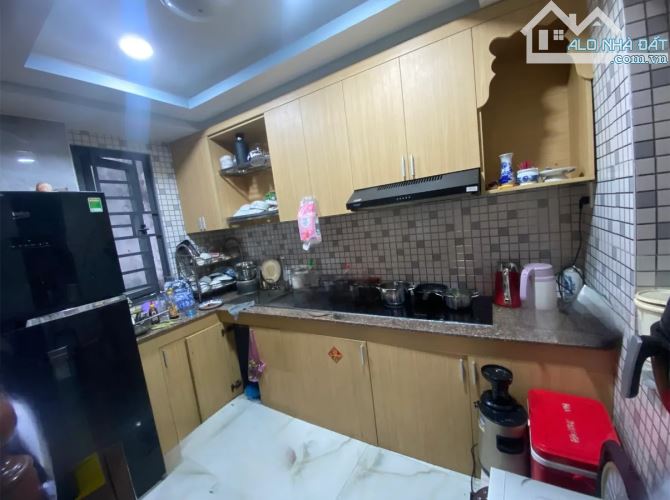 Bán Nhà GÒ DẦU – 5 TẦNG BTCT MỚI – HẺM 7M XE HƠI – 4PN – Chỉ 7.6 TỶ - 2
