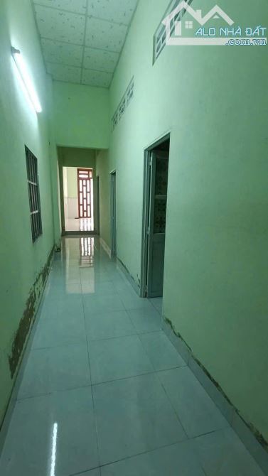 Ngộp lắm nên đành bán căn nhà cấp 4 ở Tân An Hội, Củ Chi, giá 690 triệu. 100m2. Sổ hồng ri - 2