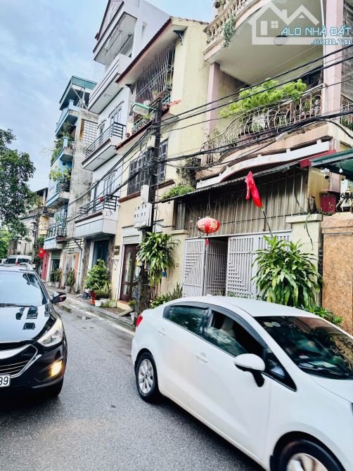 Bán Nhà Nguyễn Chánh Cầu Giấy Ô Tô Đỗ Cửa 65m 3 Tầng. Giá 13.65 Tỷ - 2