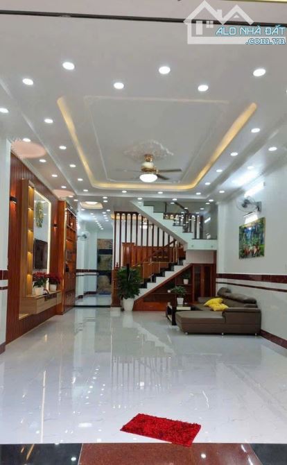 BÁN NHÀ ĐẤT VUÔNG ĐẸP DƯƠNG QUẢNG HÀM GÒ VẤP | 3 TỶ 750TR | 56.4M2 | SỔ HỔNG RIÊNG - 2