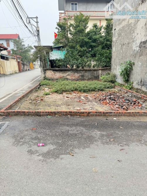 Bán lô góc Tân Ước-Thanh Oai 45 m2 ngõ 5 m 2 ô tô tránh giá 3,8 tỷ - 2