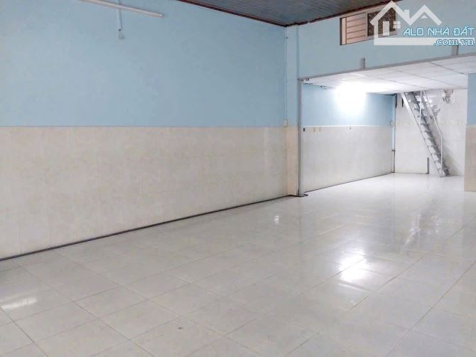 CHO THUÊ NHÀ RỘNG ĐÔNG HƯNG THUẬN 23 RỘNG 120 M2 GIÁ 7 TRIỆU - 2