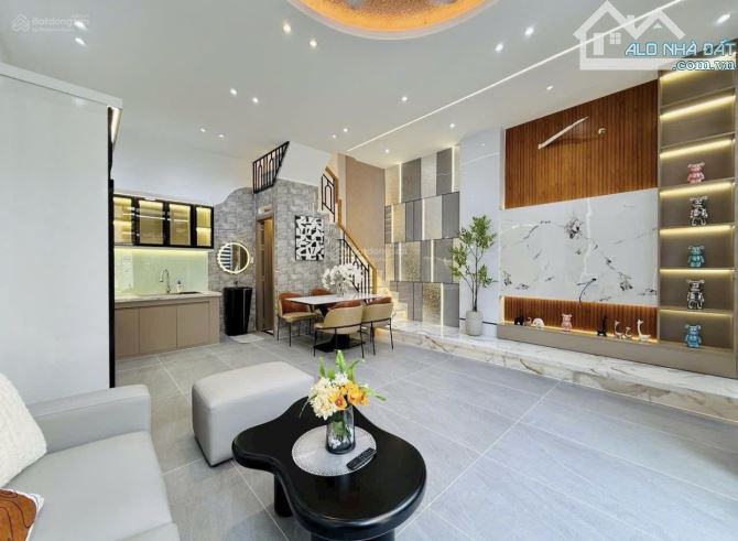 Bán căn nhà bề ngang siêu rộng 5,5m ngay Cô Giang,P1,Phú Nhuận-Giá:4tỷ990/ 66m2(5,5x12m) - 2