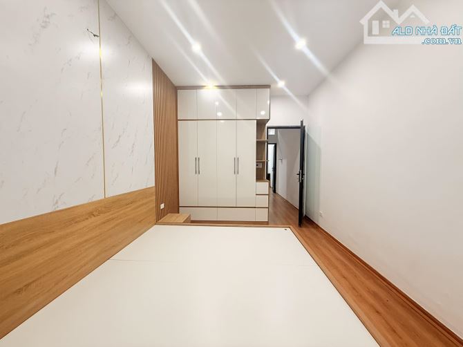 Phân lô Đốc Ngữ, Ba Đình. 37m, 4 tầng, giá 8.6 tỷ. 30m ô tô tránh, 2 mặt thoáng - 2