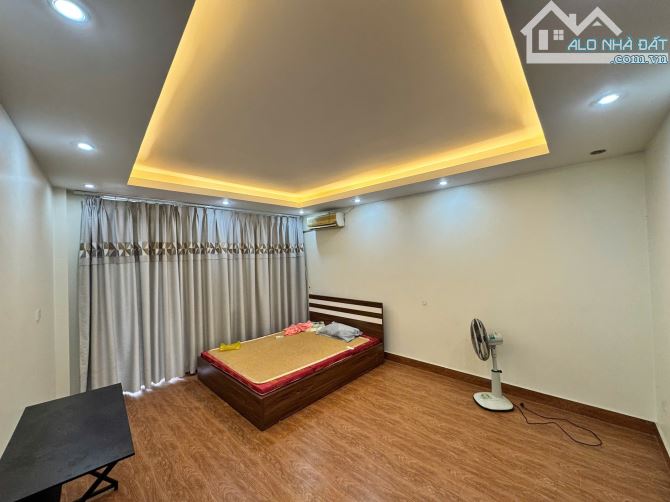 Bán Nhà Lô Góc Khu Đấu Giá Ngô Thì Nhậm Ô Tô Vỉa Hè 50m MT 12m 15 Tỷ - 2