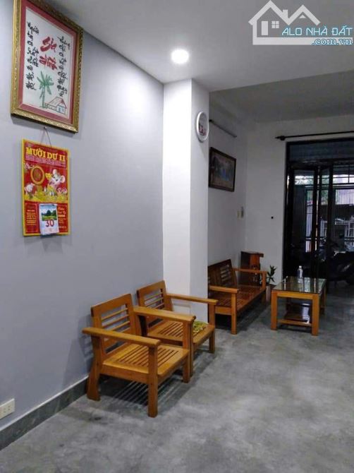 BÁN NHANH NHÀ 1T,1L 3PN QUỐC LỘ 13 GẦN CỔNG CHÀO BÌNH DƯƠNG - 2