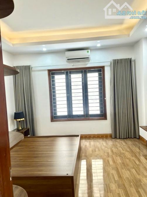 T MỸ ĐÌNH - SỔ PHÂN LÔ - VÀI BƯỚC RA Ô TÔ TRÁNH - MẶT TIỀN RỘNG - FULL NỘI THẤT C.H.Ỉ 7.X - 2