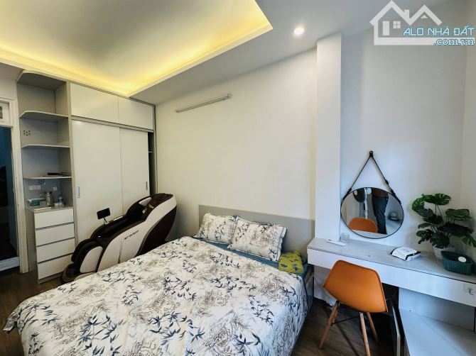 Bán nhà ngõ 285 Đội Cấn  quận Ba Đình - Sổ đỏ 32m2 - nhà 5 tầng - giá chào 8,5 Tỷ - 2