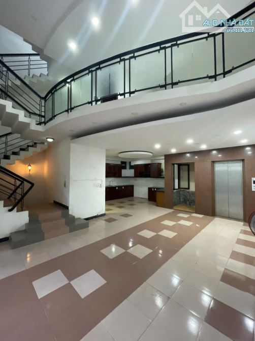 🏡 GÒ VẤP – 4 TẦNG , NGANG KHỦNG 8M – VỊ TRÍ VÀNG – 140m2 – THANG MÁY – CHỈ 20.5 TỶ 🏡 - 2