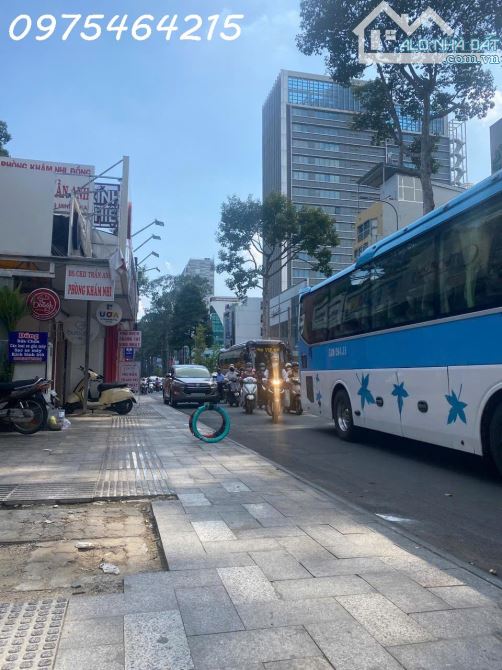 Bán nhà mặt tiền Nguyễn Thị Minh Khai, Phường Bến Thành, Quận 1 – 3 tầng, HĐ thuê 55 - 2