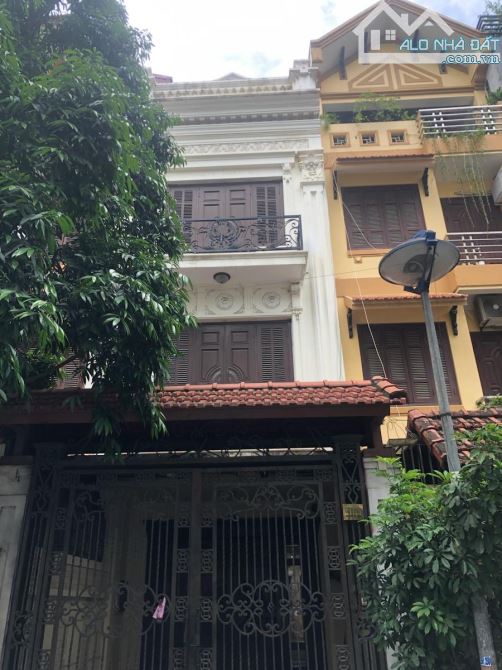 CHỦ BÁN GẤP NHÀ LIỀN KỀ, KINH DOANH, Ô TÔ TRÁNH, 68M2 NHỈNH 18 TỶ. - 2