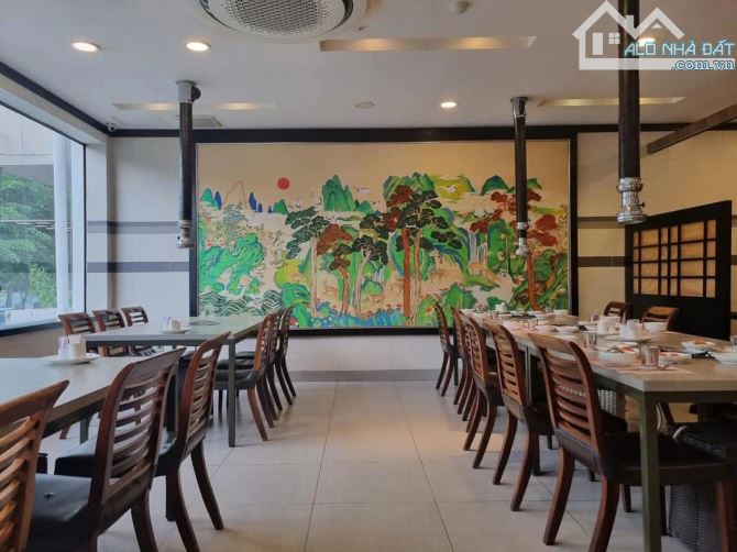 MT NGAY TRẦN HƯNG ĐẠO, P.PHẠM NGŨ LÃO,Q.1–DT:13x21M–CN 251M²–KẾT CẤU 1 TẦNG 1 LẦU GIÁ: 95 - 2