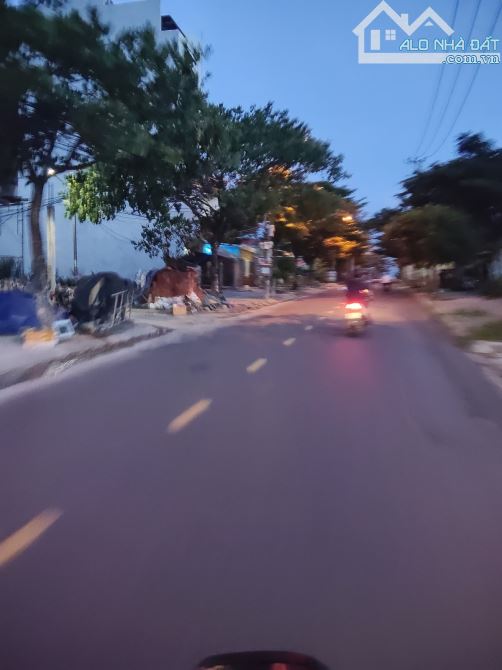 Nhà C4 92m² – Vị Trí Đẹp Tôn Đản – Giá Mềm - 2