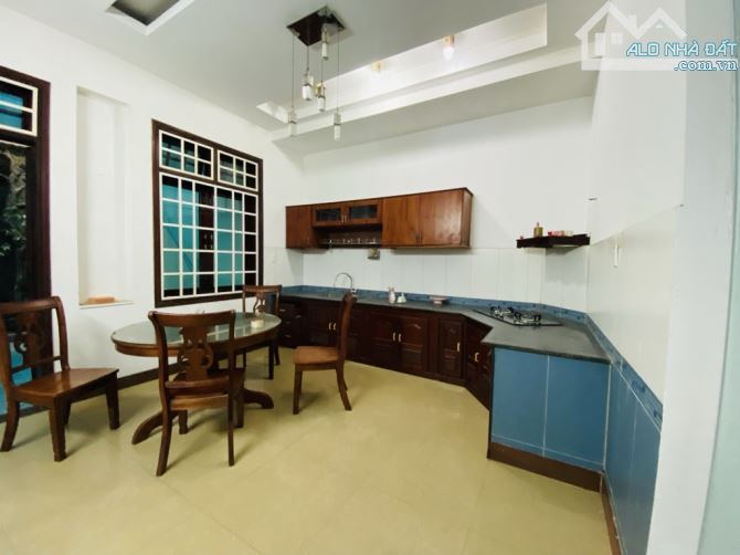 🎉🎉VỊ TRÍ ĐẮC ĐỊA ĐỐI DIỆN BỆNH VIỆN ĐA KHOA-BỆNH VIỆN C. RẤT HIẾM NHÀ BÁN - KINH DOANH C - 2