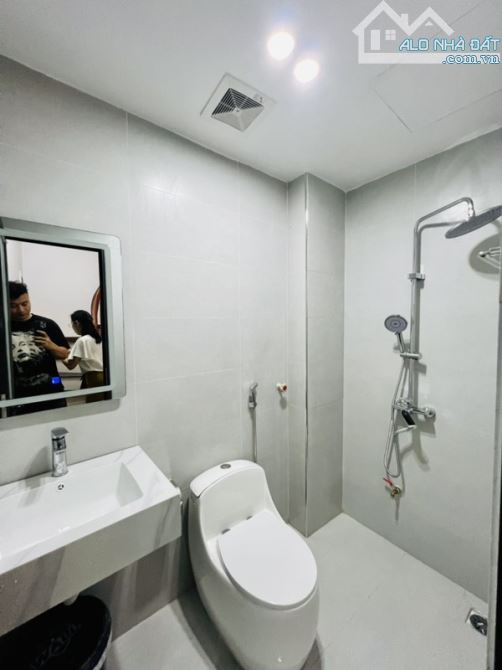 Bán Nhà Dương Văn Bé - Full nội thất Đẹp Long Lanh, Cách đường 20m (M125) - 2