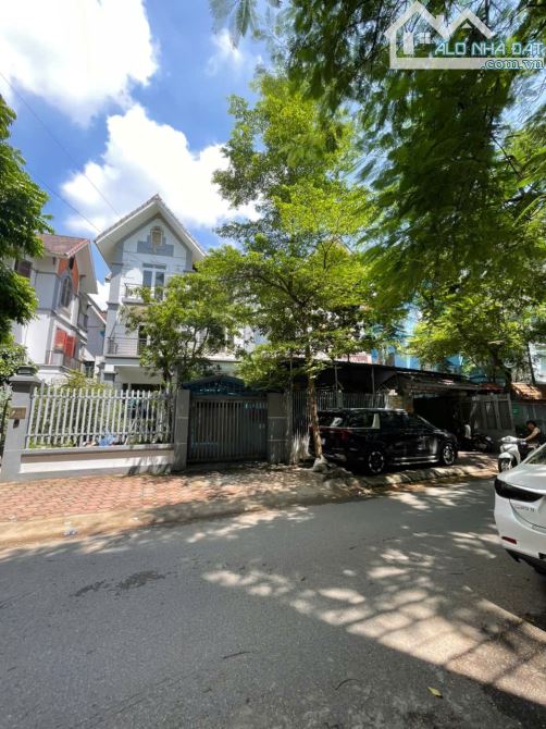 HẠ CHÀO 10 TỶ! CHỦ CẦN BÁN GẤP BIỆT THỰ SONG LẬP KĐT VĂN QUÁN, DIỆN TÍCH 231M,  GIÁ 50 TỶ. - 2