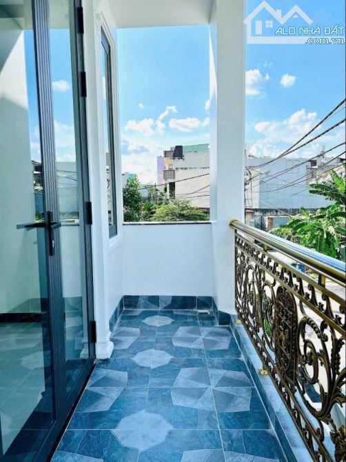 SIÊU PHẨM NHÀ 3 TẦNG LÃ XUÂN OAI – LONG TRƯỜNG - 2