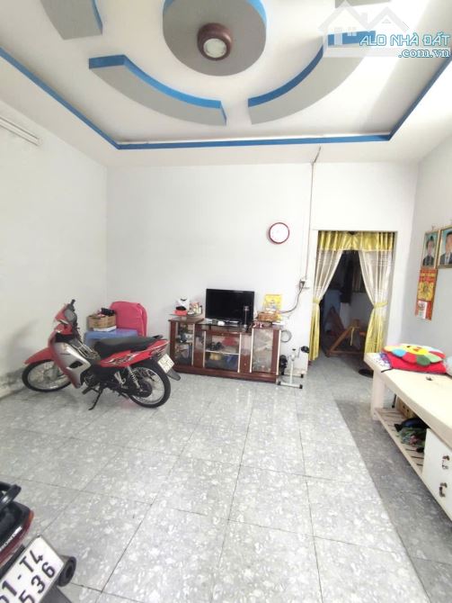 BÁN NHÀ NGAY KHU TÊN LỬA QUẬN BÌNH TÂN - 5X20 - CHỈ NHỈNH 9 TỶ. - 2