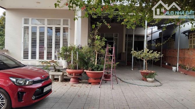 Bạn biết thự 25 x 55 MT ĐT 784 cầu khởi chỉ 8 tỷ 200 - 2