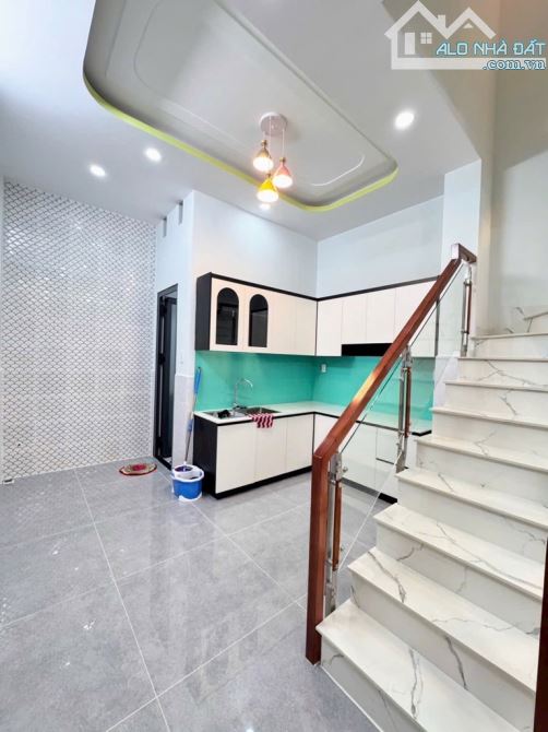 NHÀ MỚI ĐẸP 3 TẦNG  VÀO Ở NGAY - NGAY GÒ XOÀI - LÊ VĂN QUỚI - GIÁP TÂN PHÚ - 52M2 - SỔ ĐẸP - 2