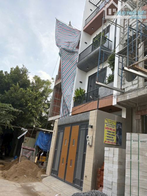 BÁNH NHANH LÔ ĐẤT F0 P. LINH ĐÔNG HẺM XE HƠI, 53M2 CHỈ 4.25 TỶ TL - 2
