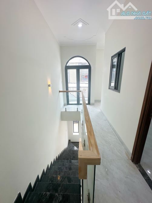 BÁN NHÀ 1 TRỆT 1 LẦU (HOÀN CÔNG) KDC HOÀNG MINH CHÁNH P. HOÁ AN. GIÁ 3,2 TỶ TẶNG NỘI THẤT - 2
