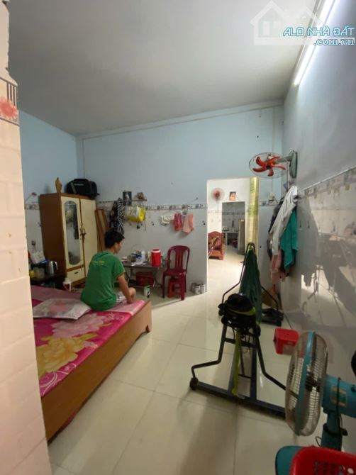 Nhà SHC 2 căn 1/ Thạnh Lộc 15 phường An Phú Đông Quận 12 - 2