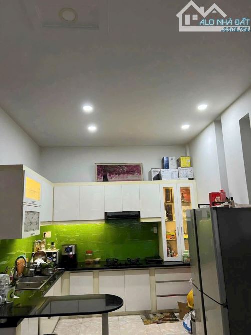 Bán nhà đẹp đường số 2,trường thọ thủ Đức,129m2 giá chỉ 11,7 tỷ, xe hơi ngủ trong nhà - 2